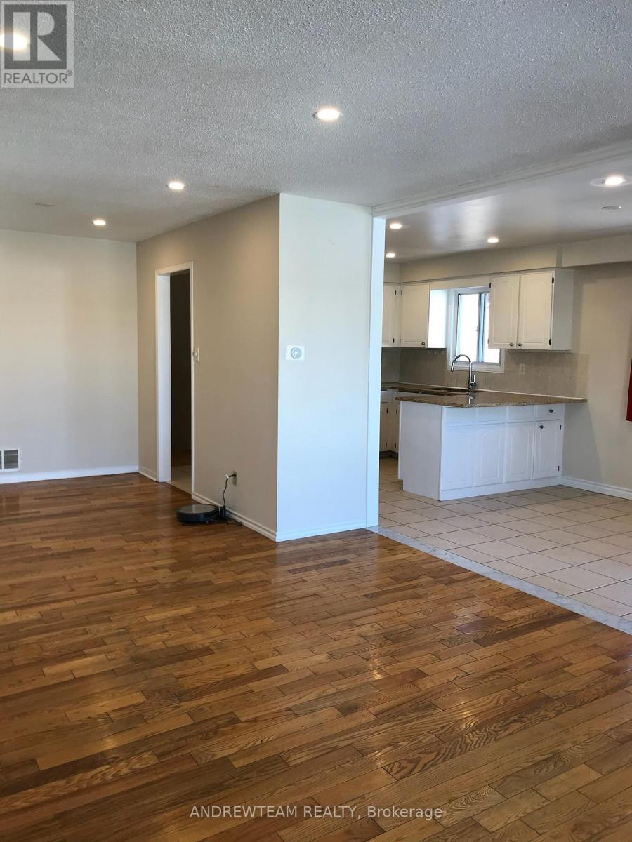 FRONT UNIT - 4238 GREYBROOK CRESCENT