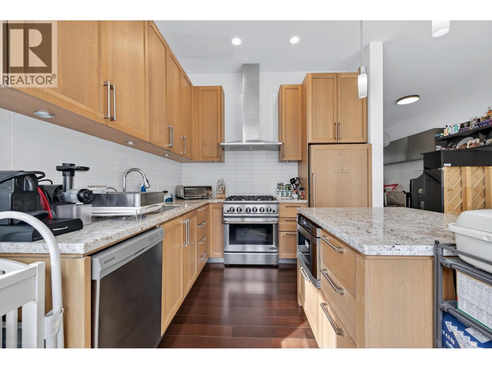 17 5879 GRAY AVENUE, Vancouver