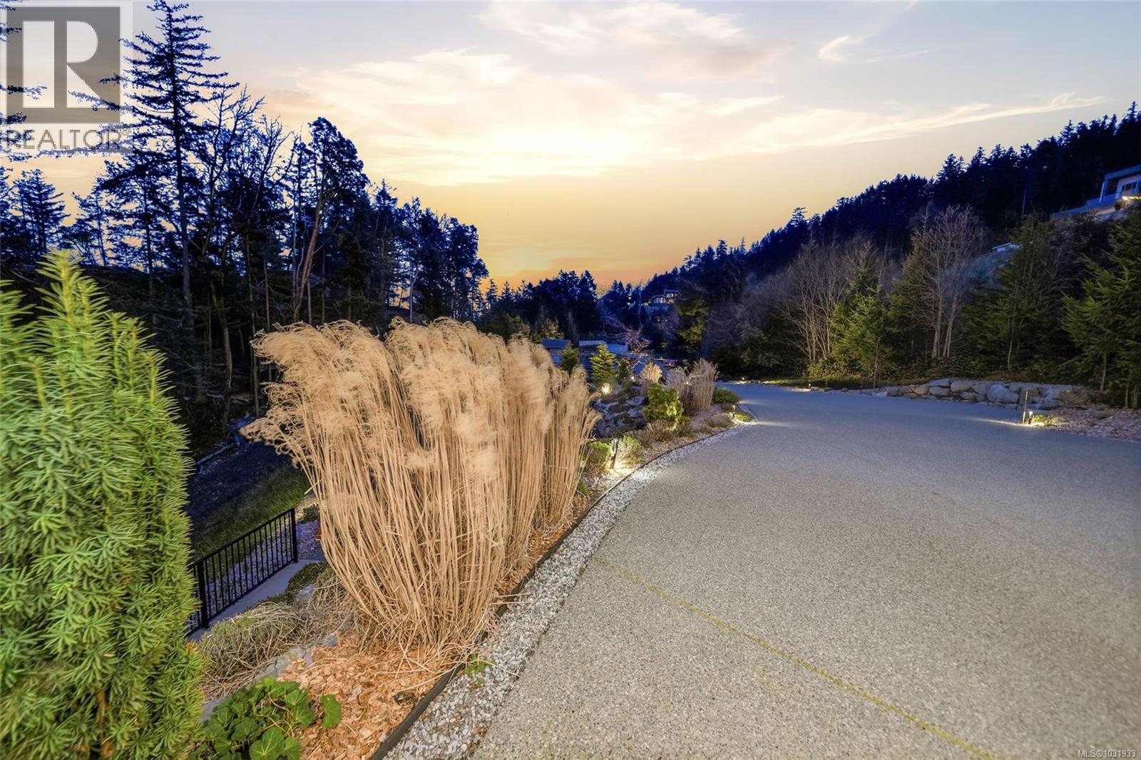 7478 HIGH RIDGE CRES - 13