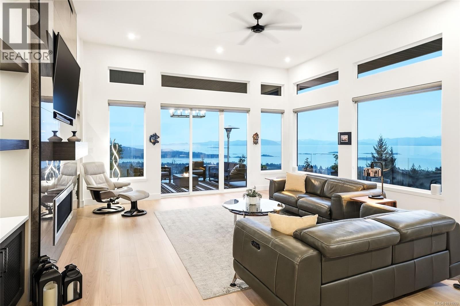 7478 HIGH RIDGE CRES - 20