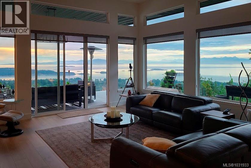 7478 HIGH RIDGE CRES - 24