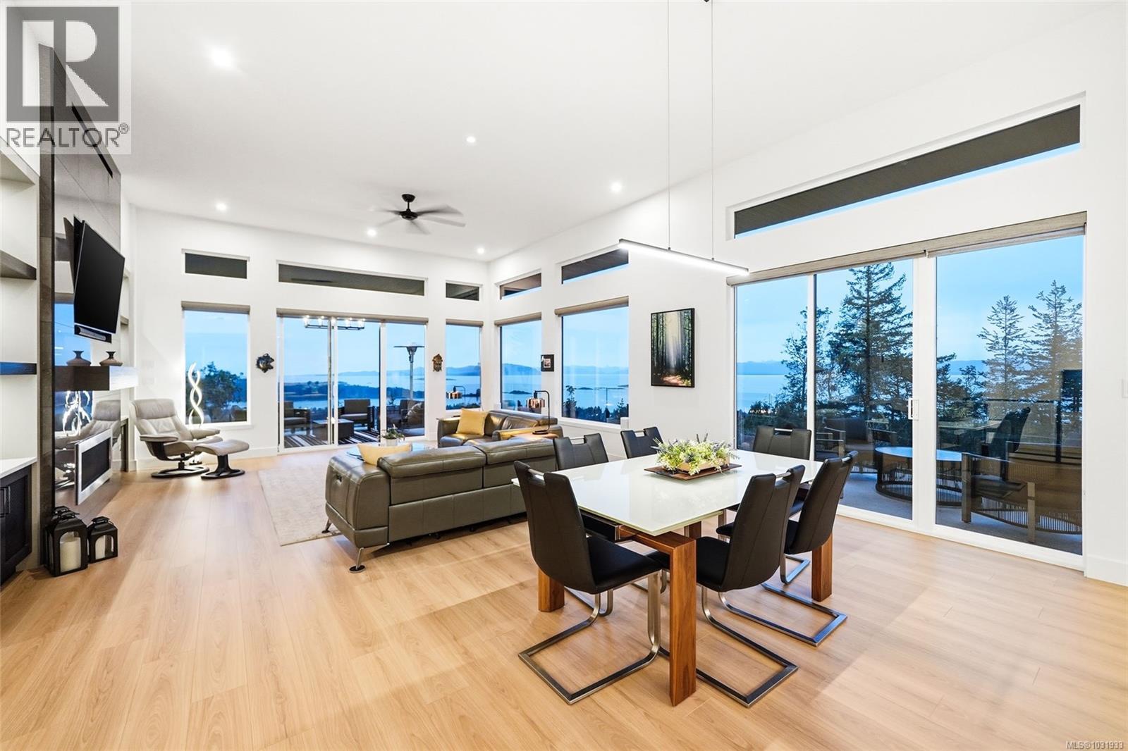 7478 HIGH RIDGE CRES - 25