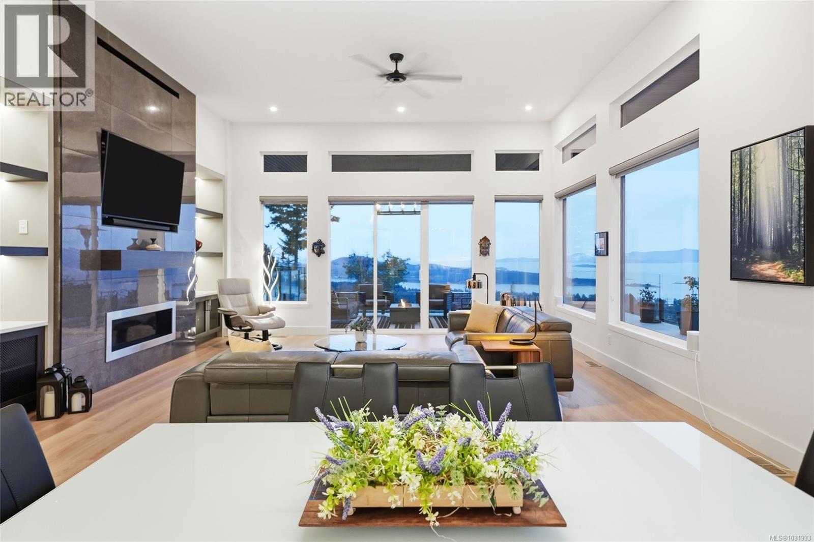 7478 HIGH RIDGE CRES - Image 3