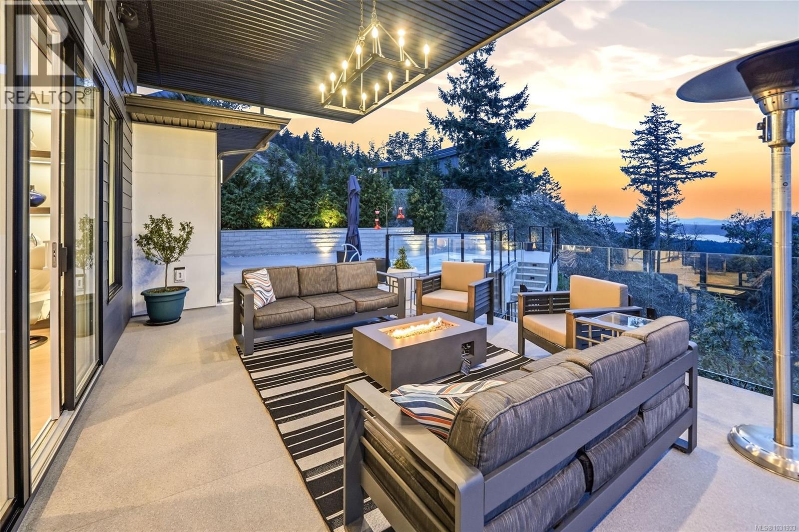 7478 HIGH RIDGE CRES - 8