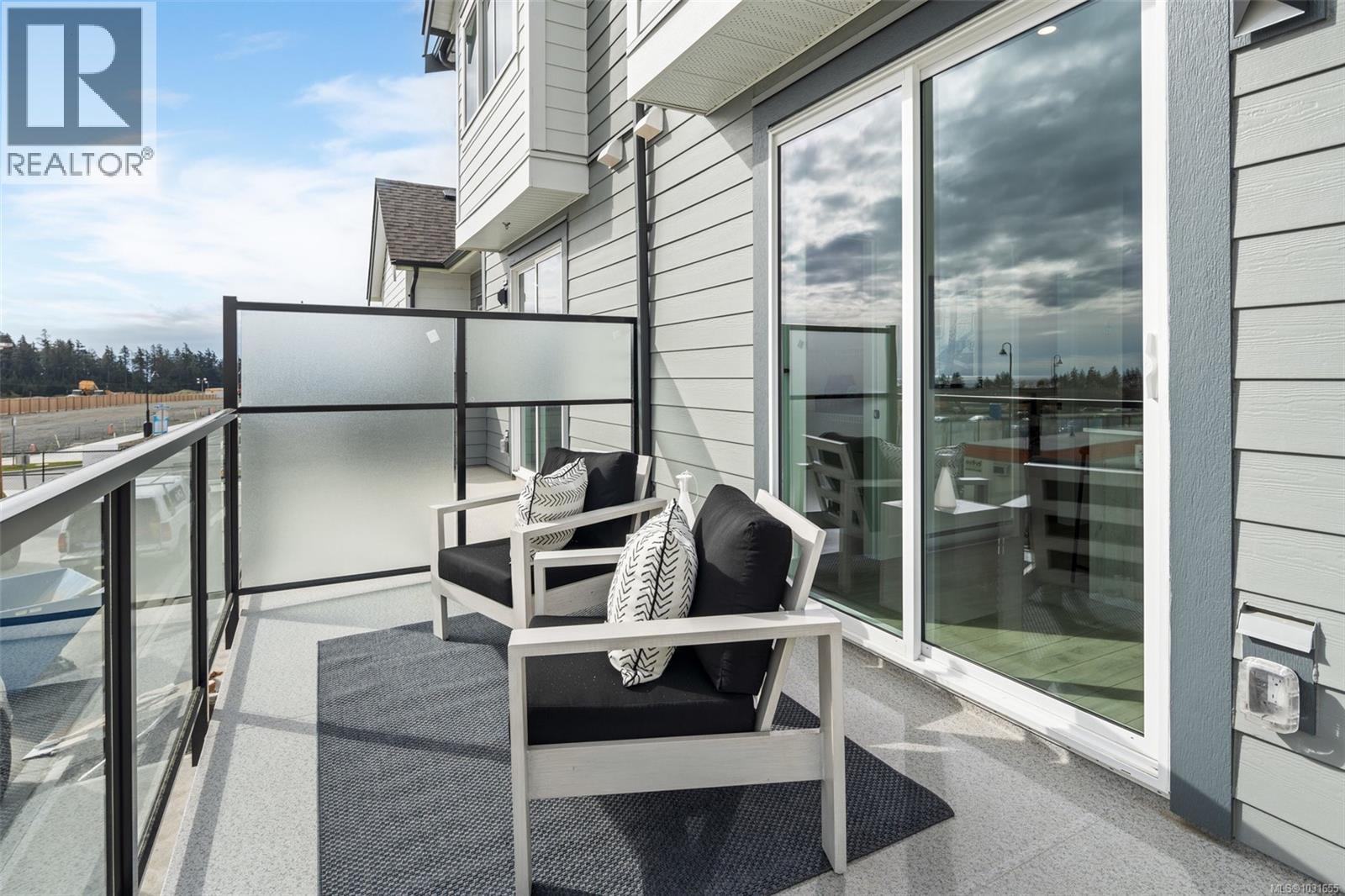 #100 368 TRADEWINDS AVE - 15