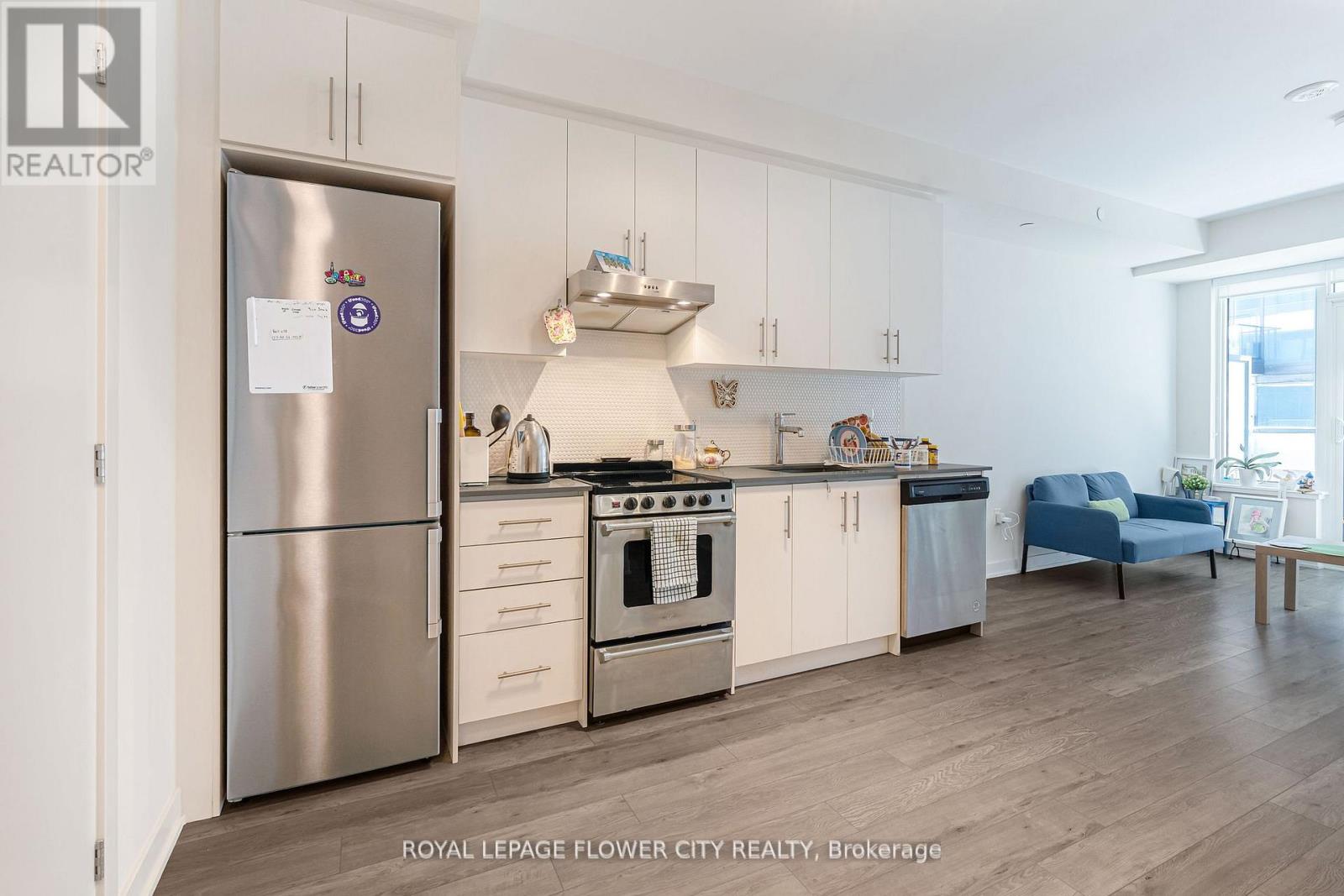 #907 212 KING WILLIAM STREET S - 15