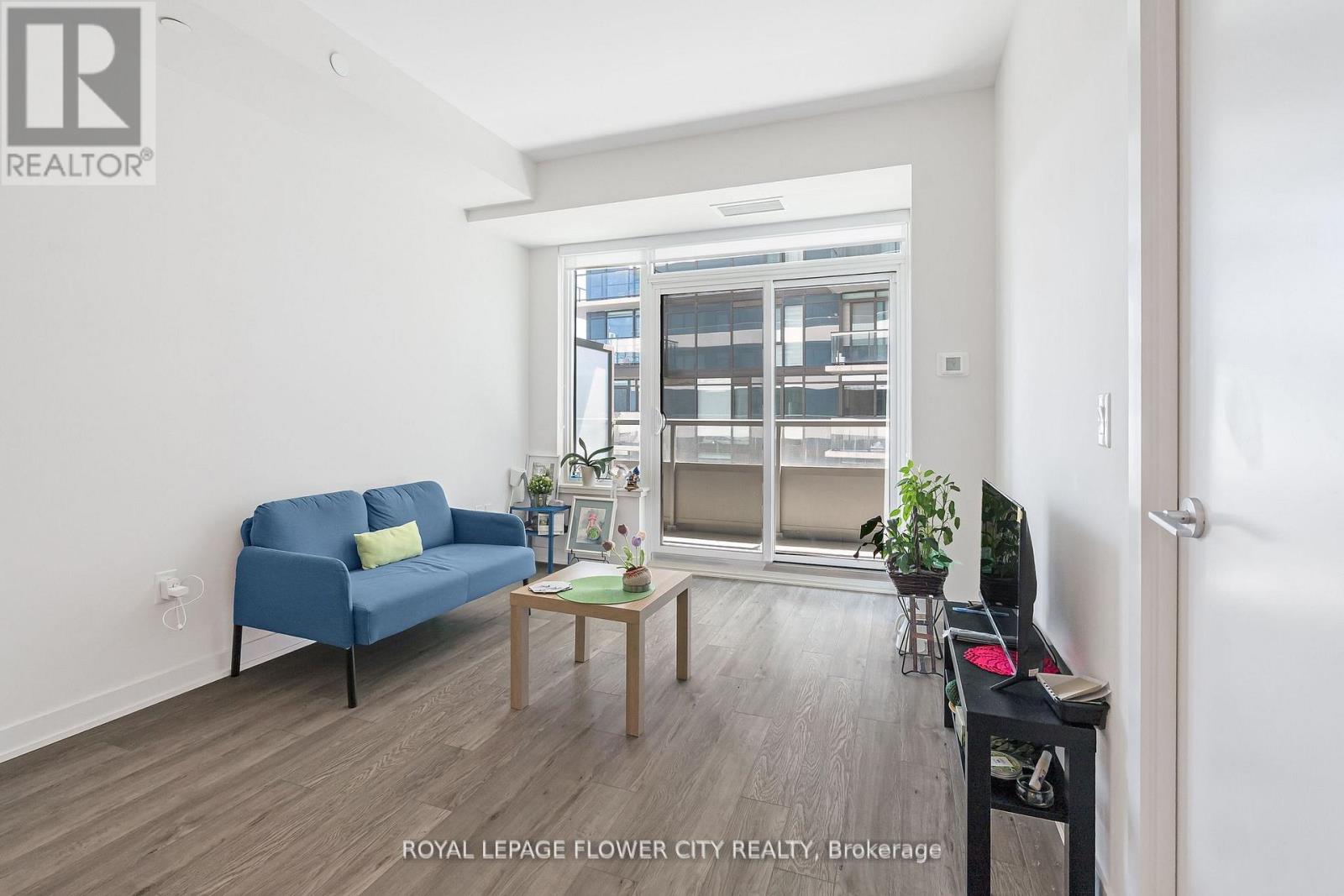 #907 212 KING WILLIAM STREET S - 20