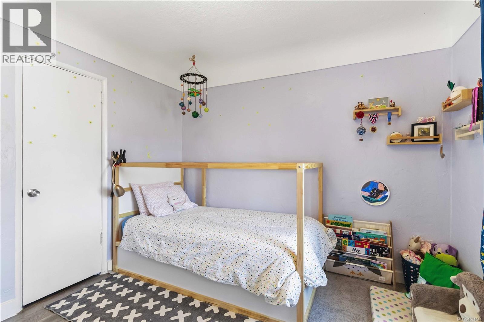  3738 Tillicum Road, Saanich