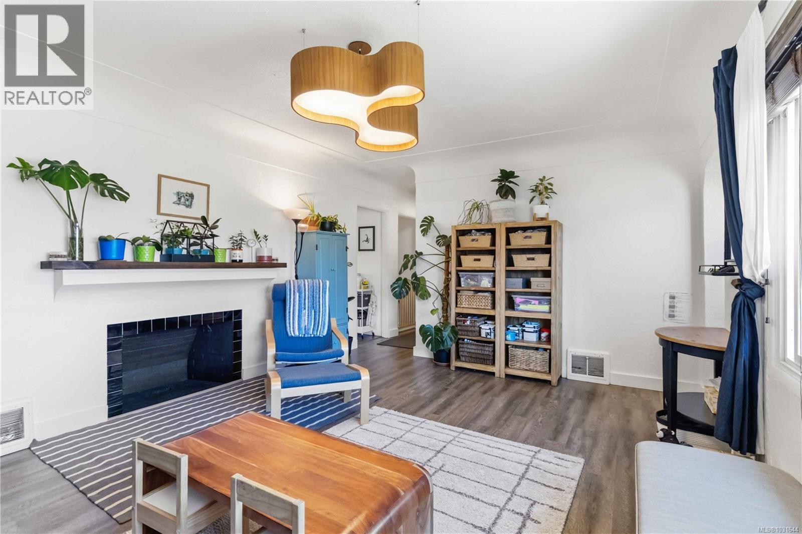  3738 Tillicum Road, Saanich