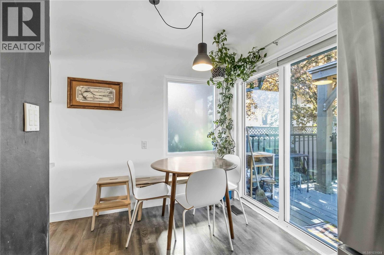  3738 Tillicum Road, Saanich