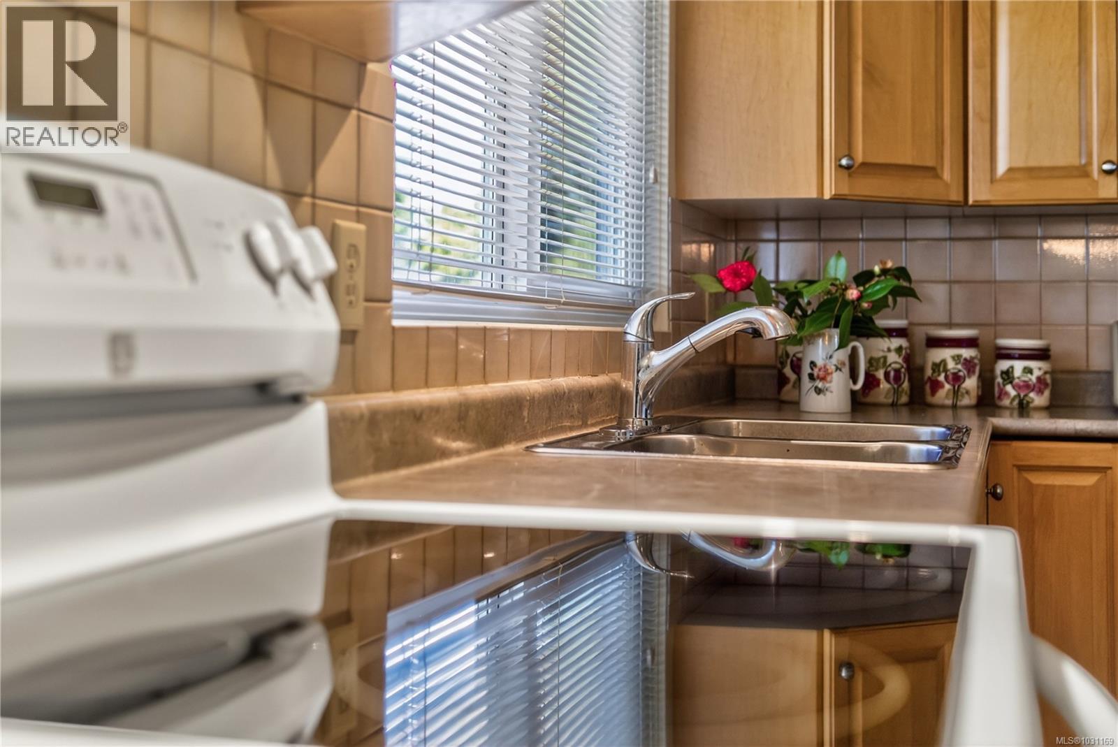 3121 COUNTRY CLUB DR - 14