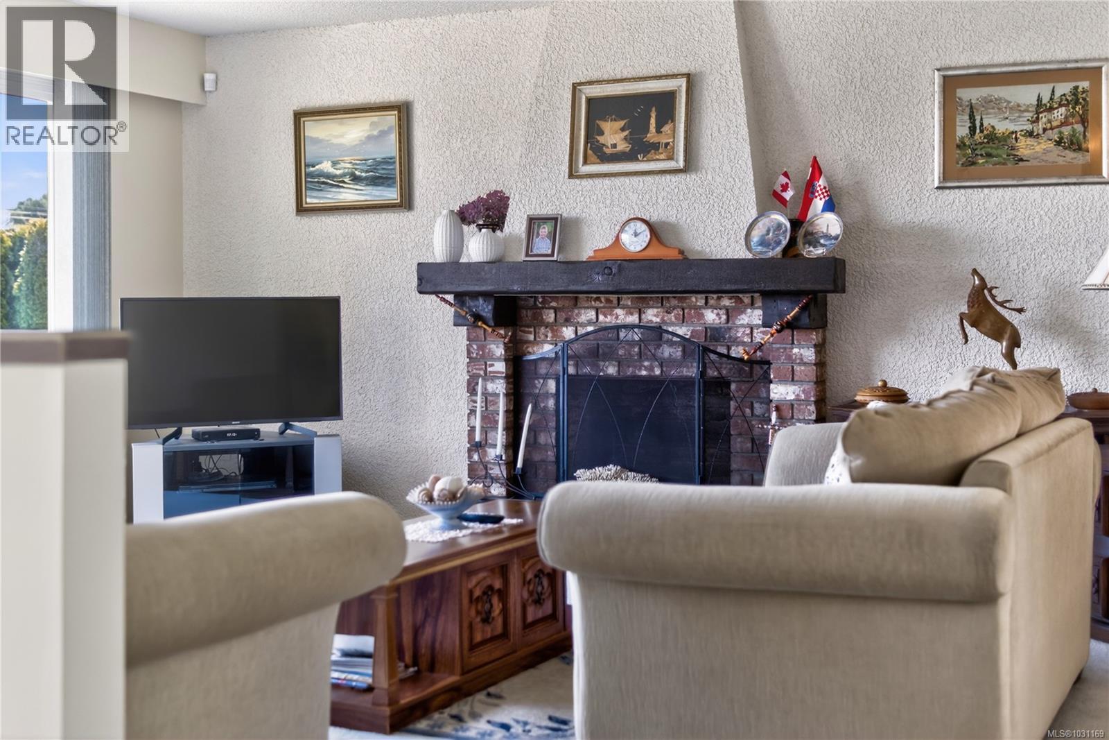 3121 COUNTRY CLUB DR - 7