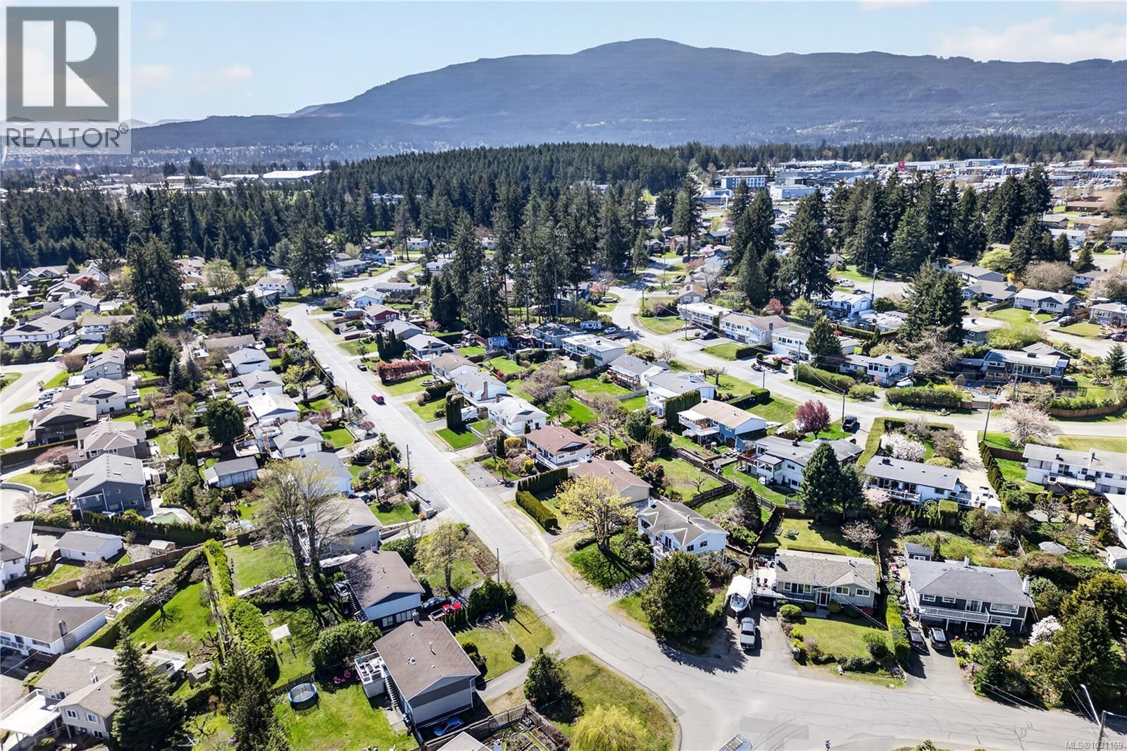 3121 COUNTRY CLUB DR - 45