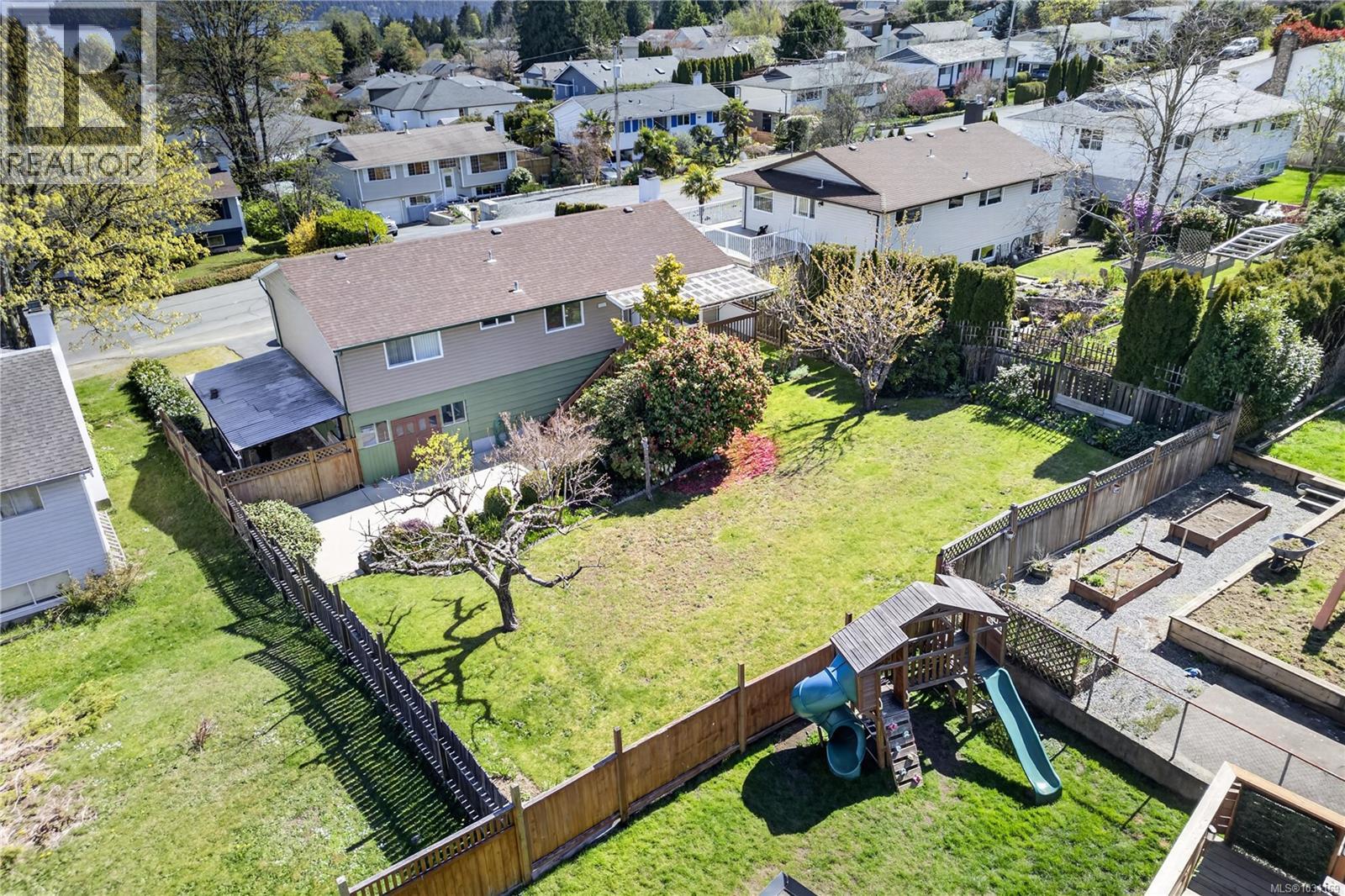 3121 COUNTRY CLUB DR - 49