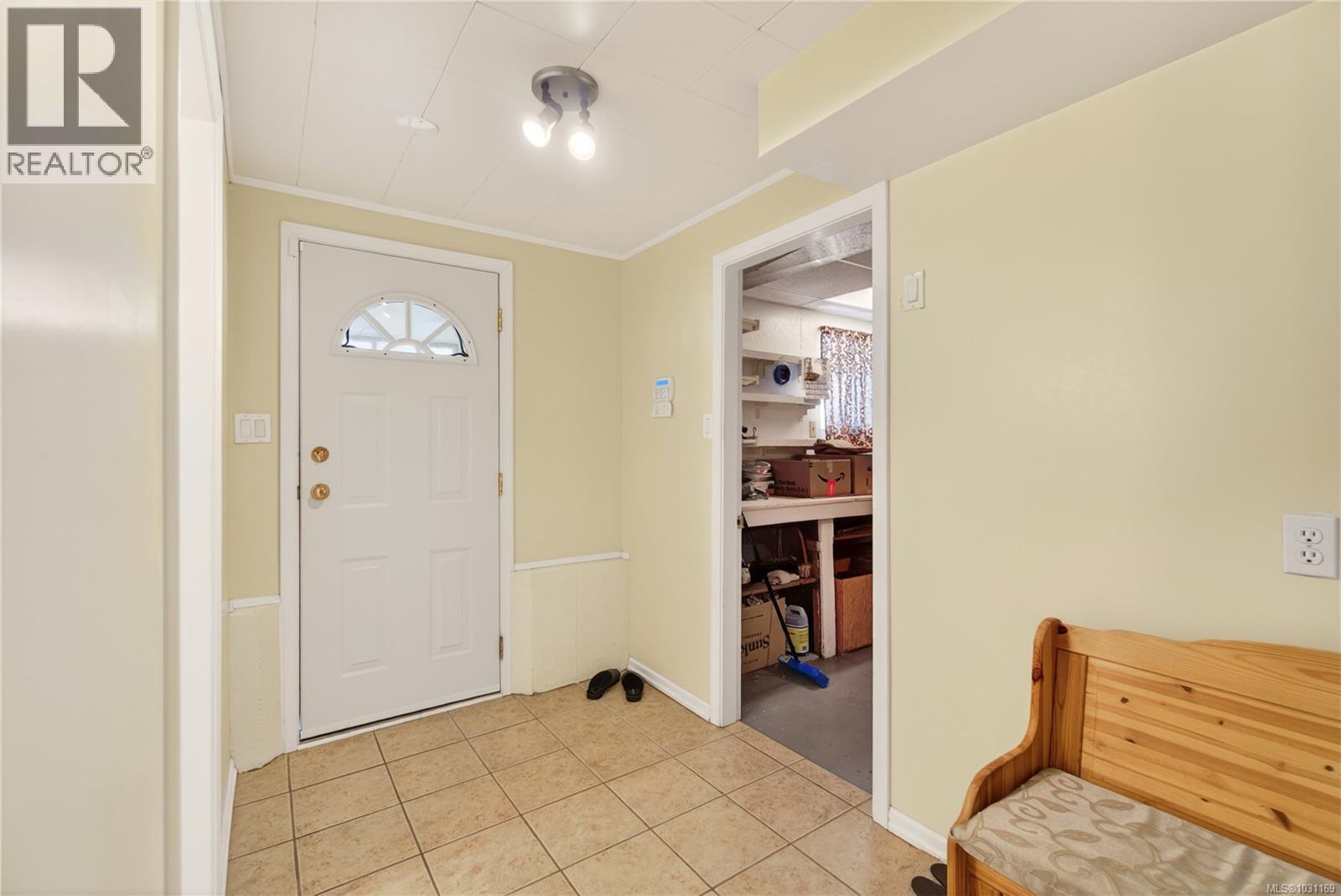 3121 COUNTRY CLUB DR - 39