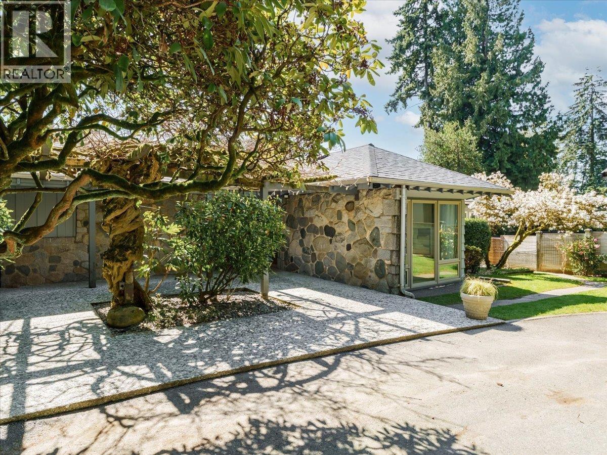 1650 MATHERS AVENUE — photo 3