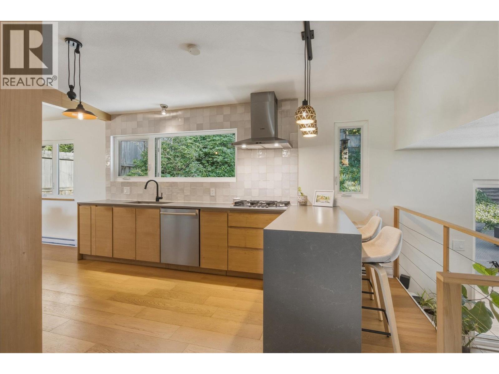 2640 RHUM & EIGG DRIVE, Squamish