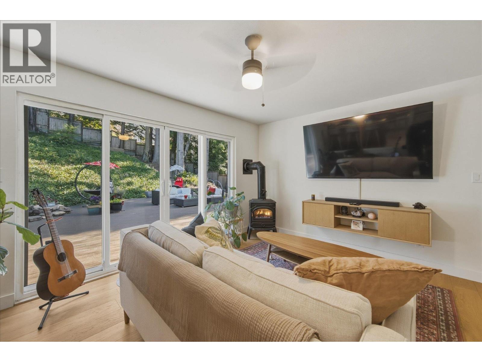 2640 RHUM & EIGG DRIVE, Squamish