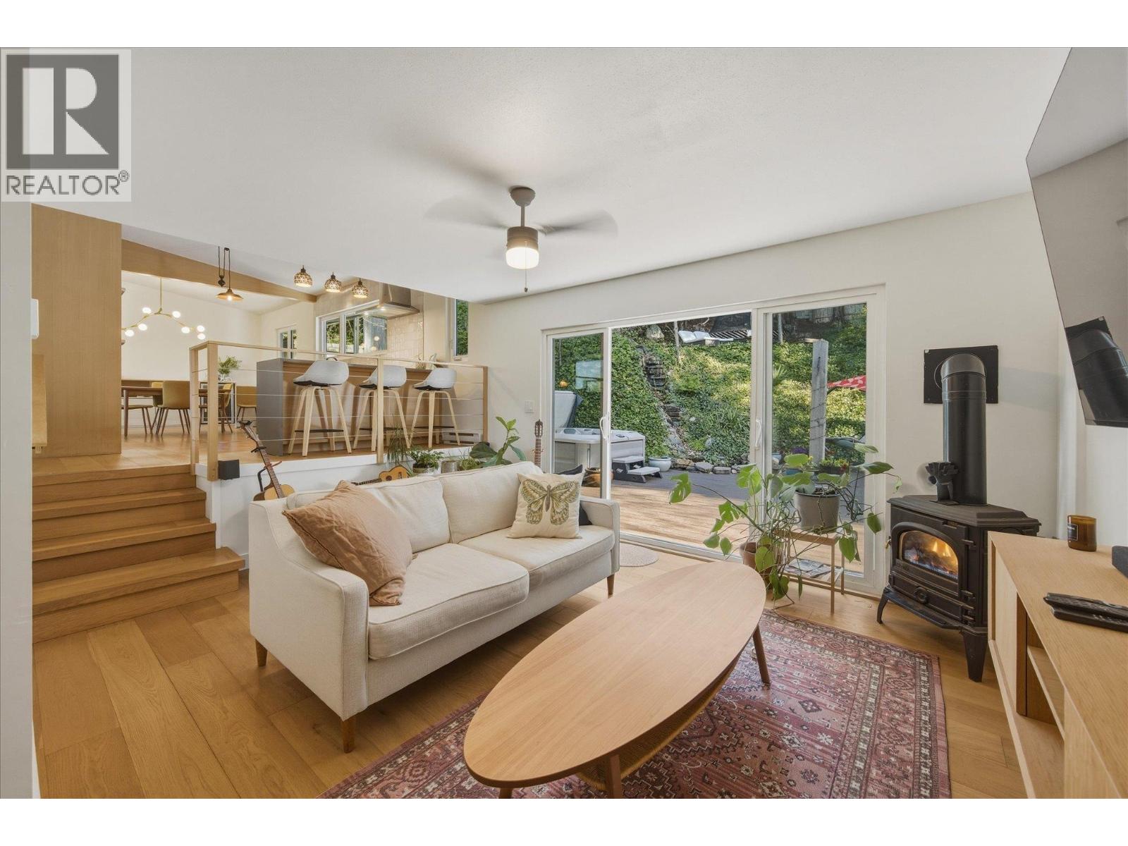 2640 RHUM & EIGG DRIVE, Squamish