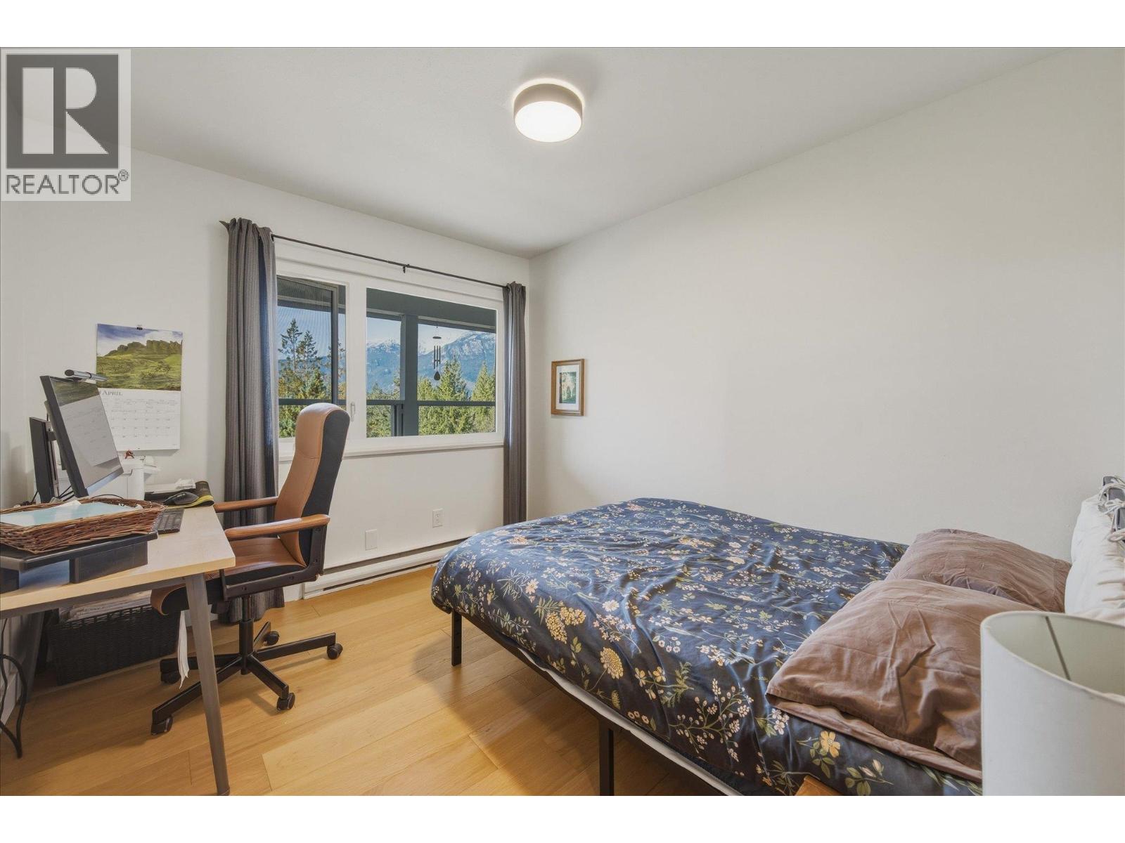 2640 RHUM & EIGG DRIVE, Squamish