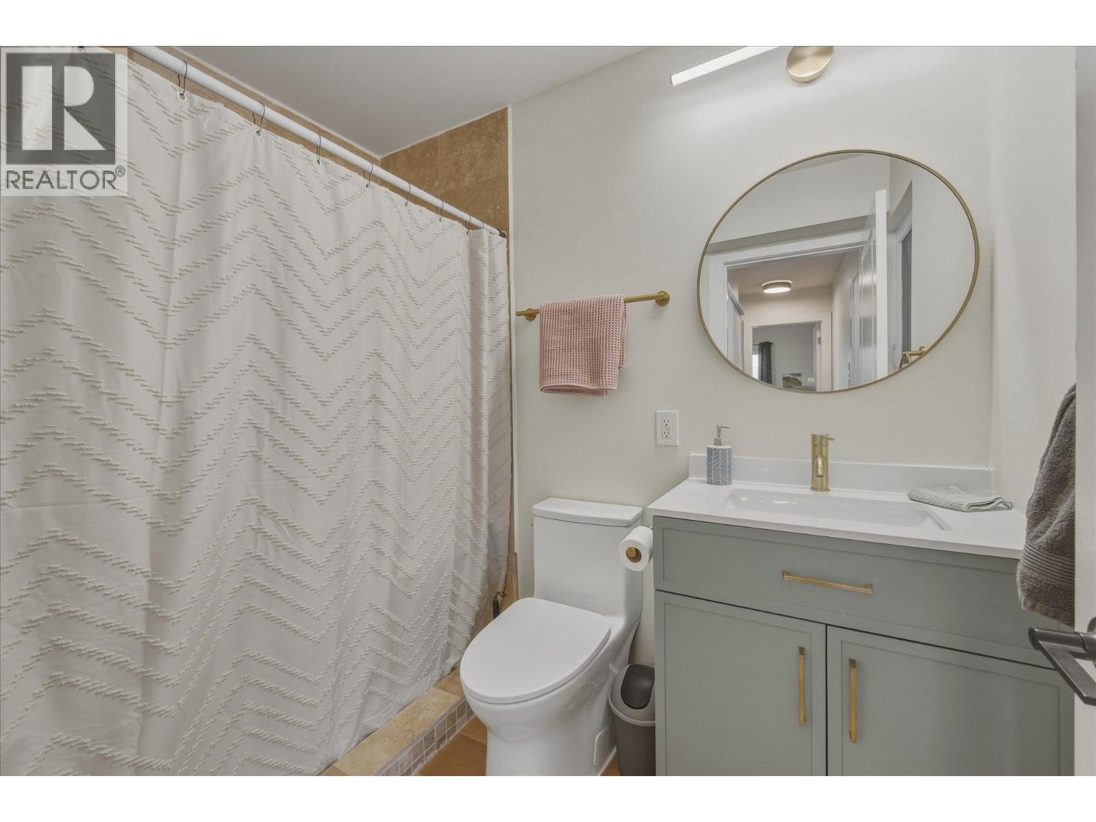 2640 RHUM & EIGG DRIVE, Squamish