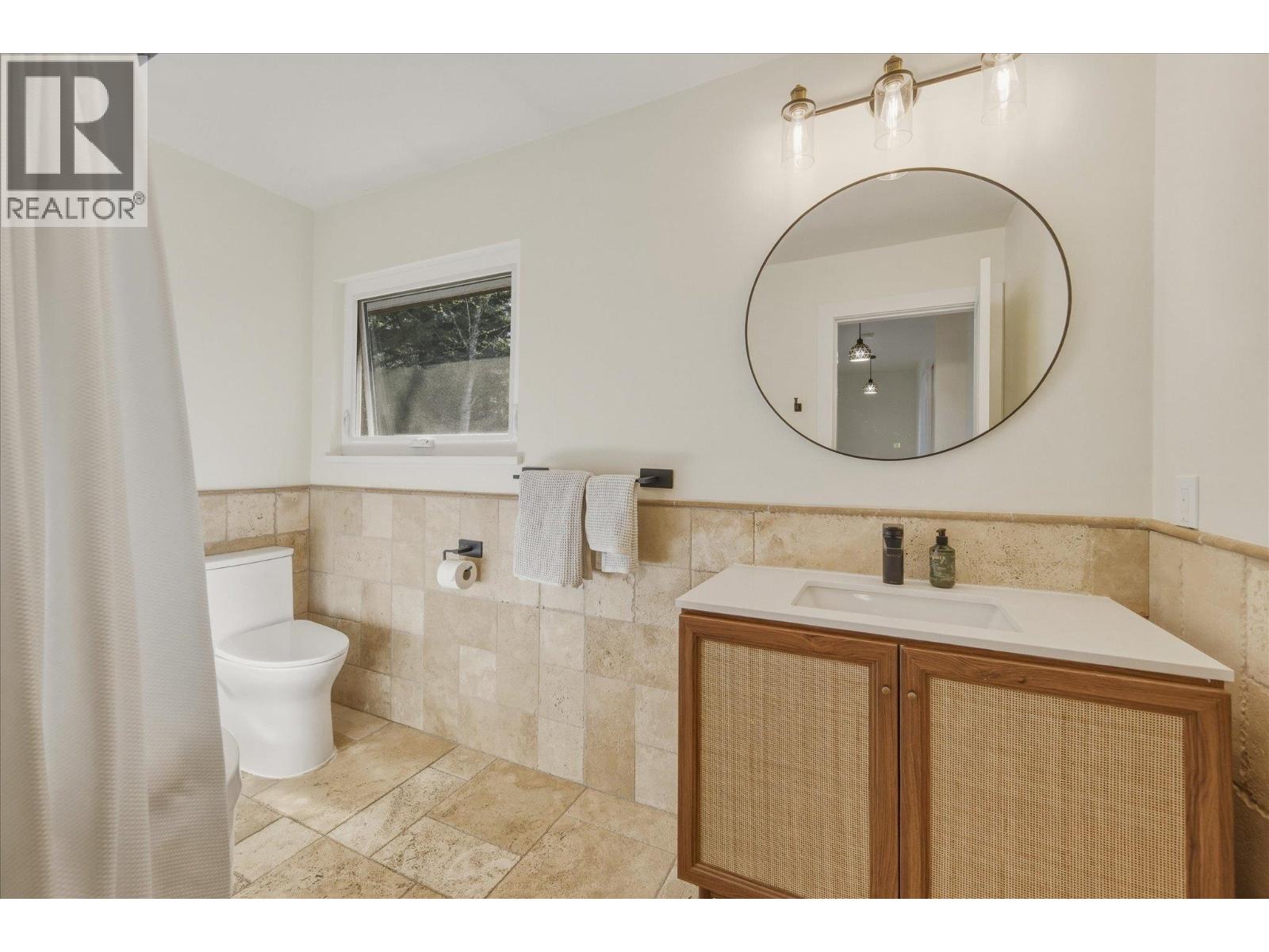 2640 RHUM & EIGG DRIVE, Squamish