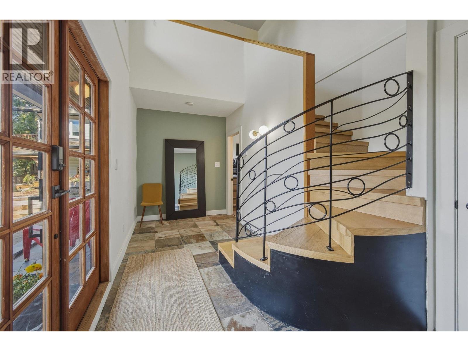2640 RHUM & EIGG DRIVE, Squamish