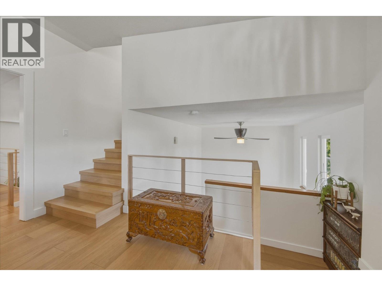 2640 RHUM & EIGG DRIVE, Squamish