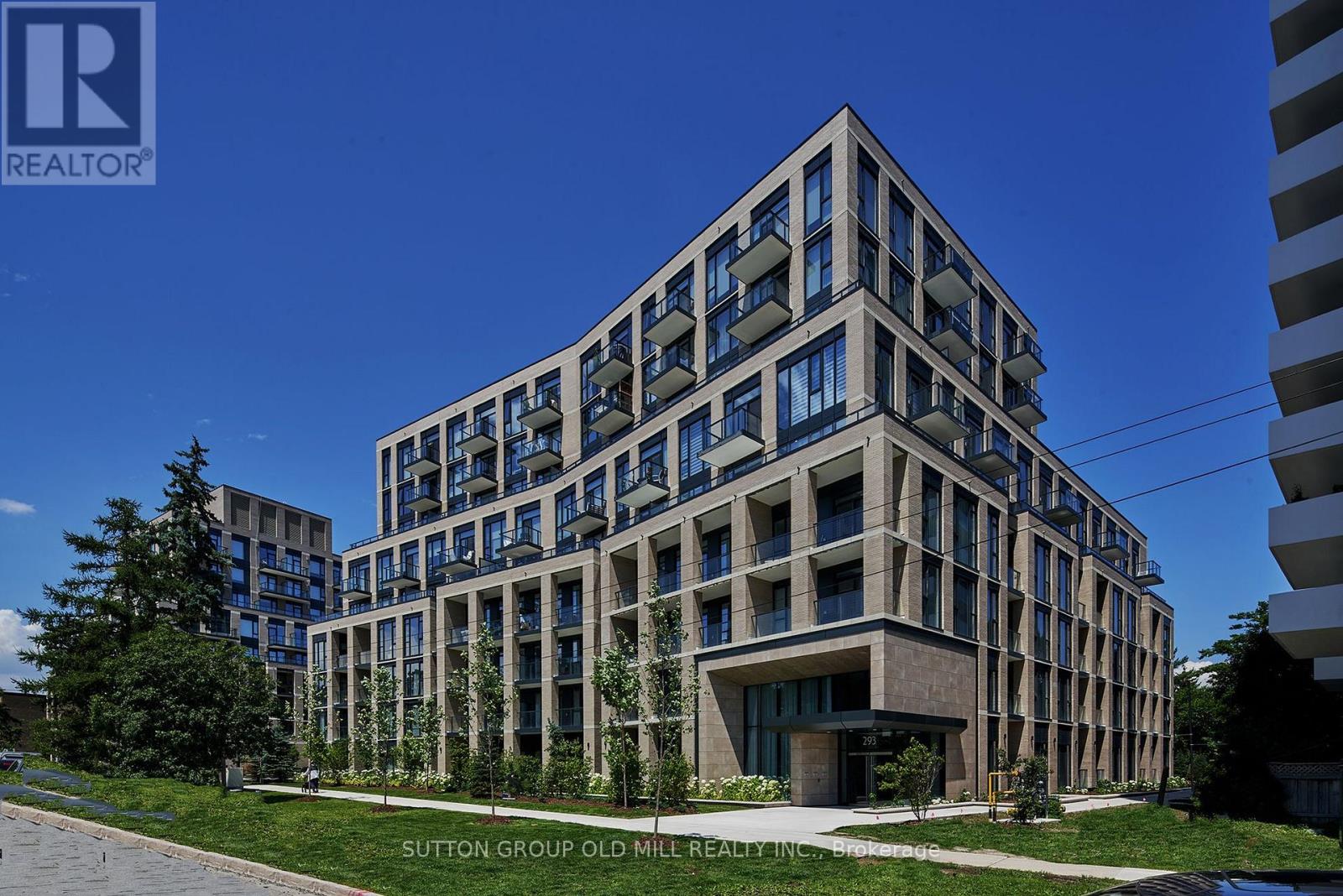 Listing photo of 702 - 293 THE KINGSWAY
