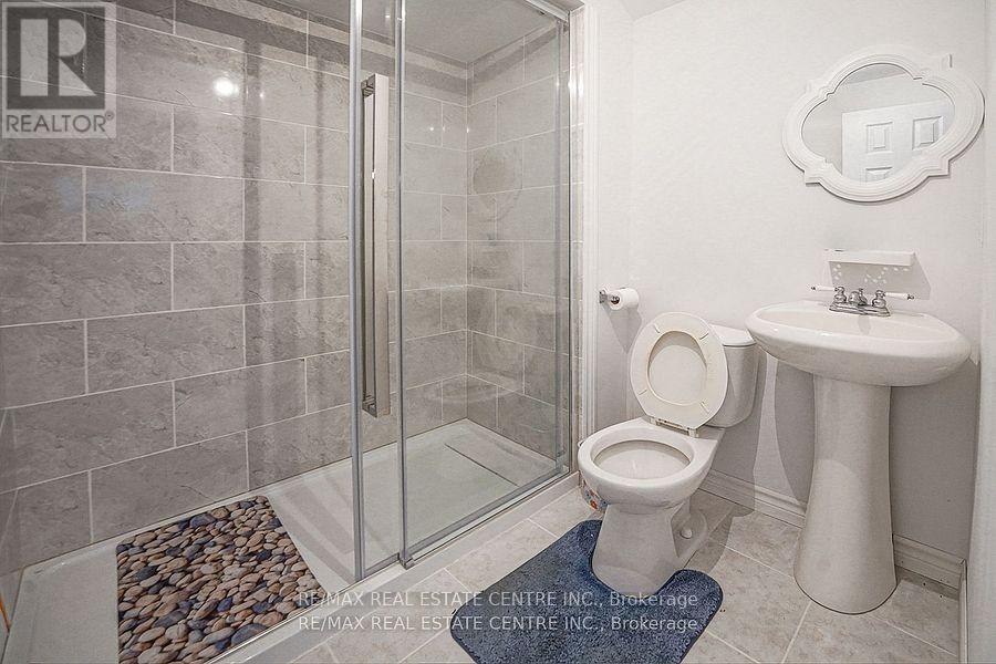 39 MCARTHUR DRIVE - 27
