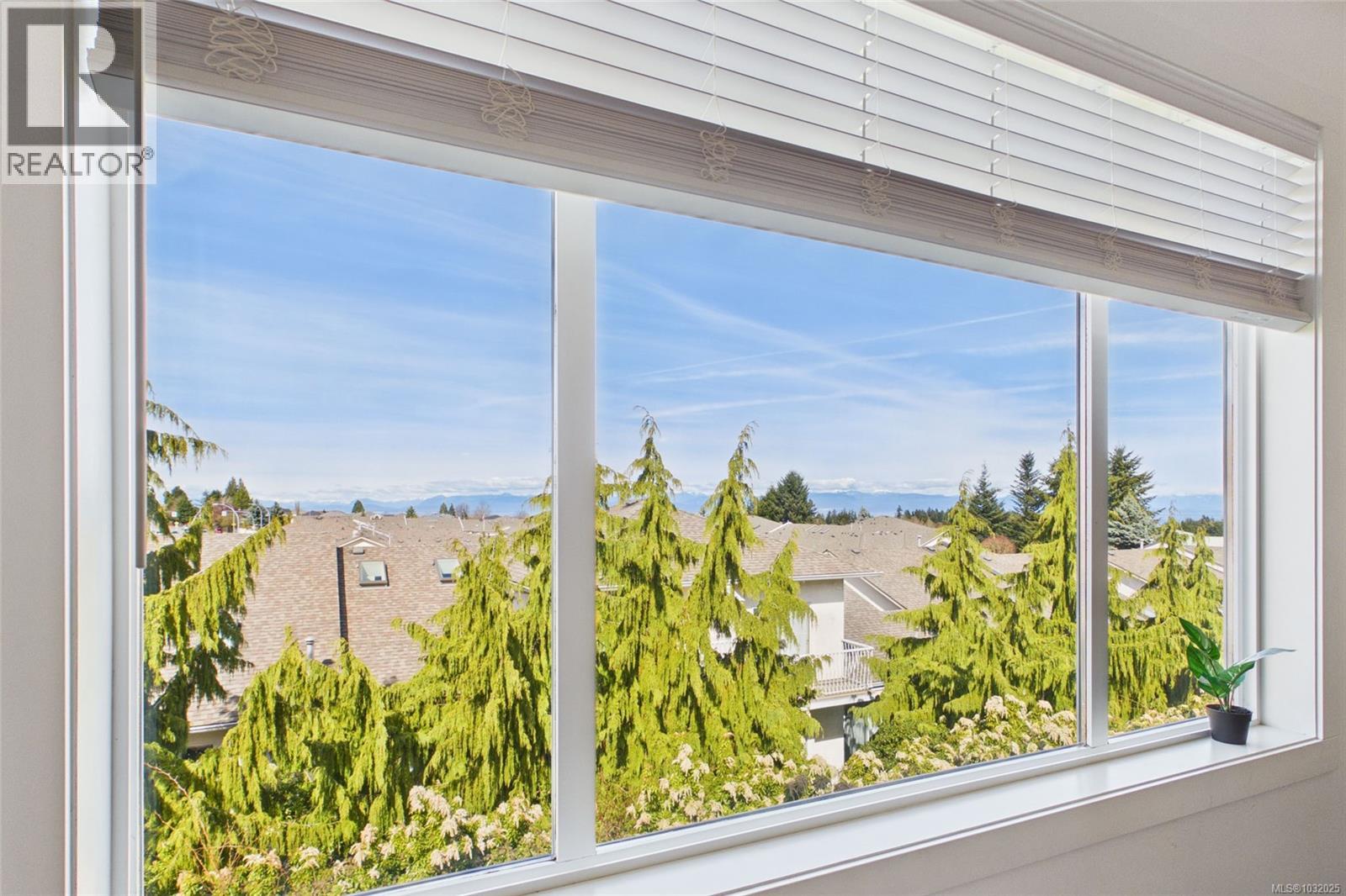 6040 Leah Lane - 8