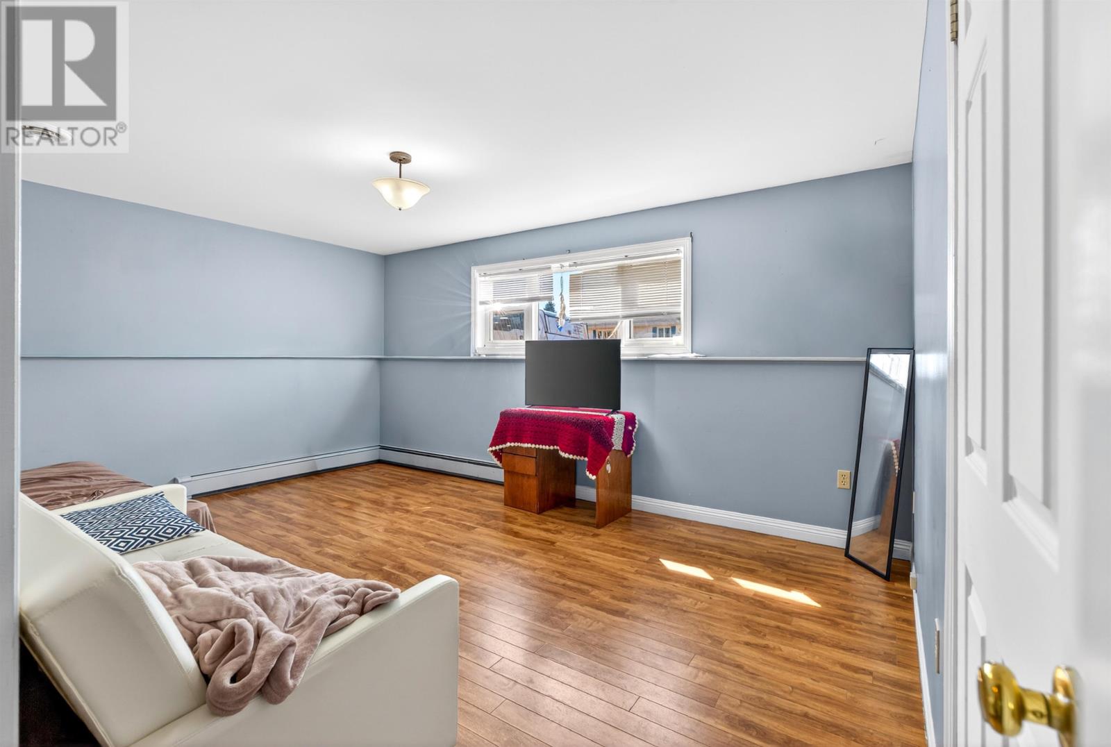 371 Brophy Avenue - 24