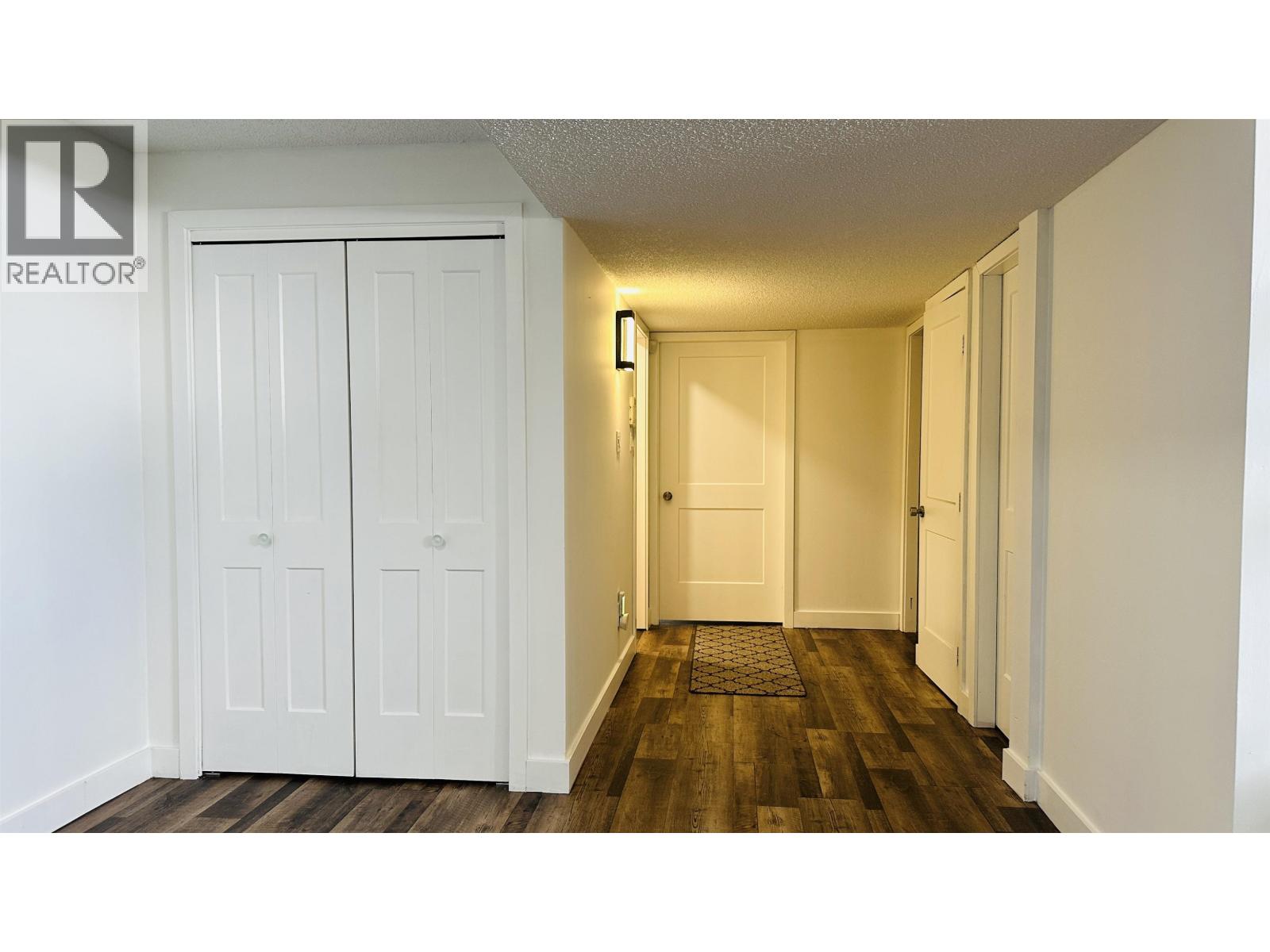 3187 WALLACE CRESCENT - 20