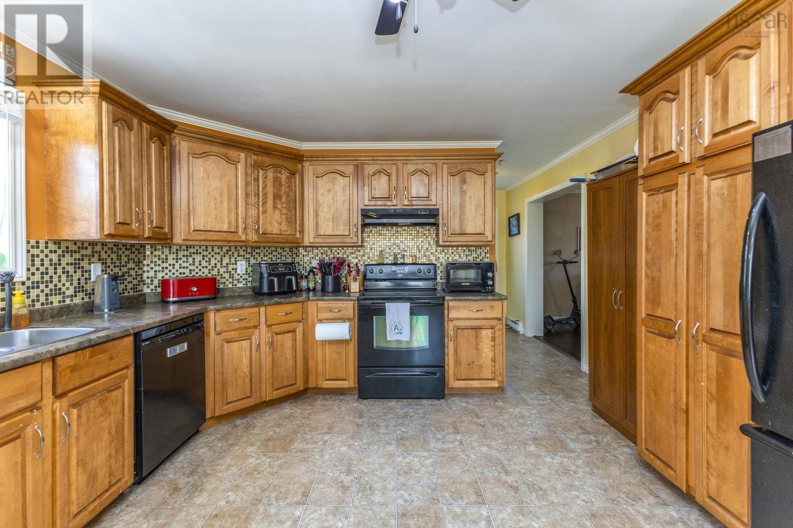 Property 21 of 40 of 47 MacDonald Drive