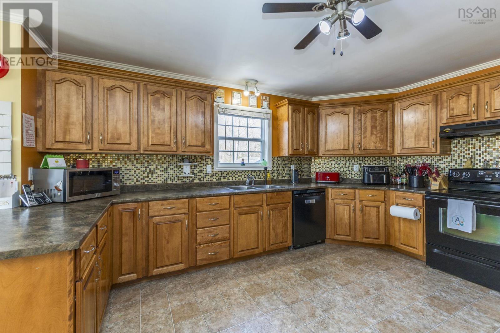 Property 17 of 40 of 47 MacDonald Drive