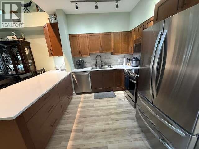 #315 5570 BROADWATER ROAD - 10