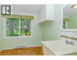 126 Maliview Dr, Salt Spring, BC V8K1B9 Photo 20