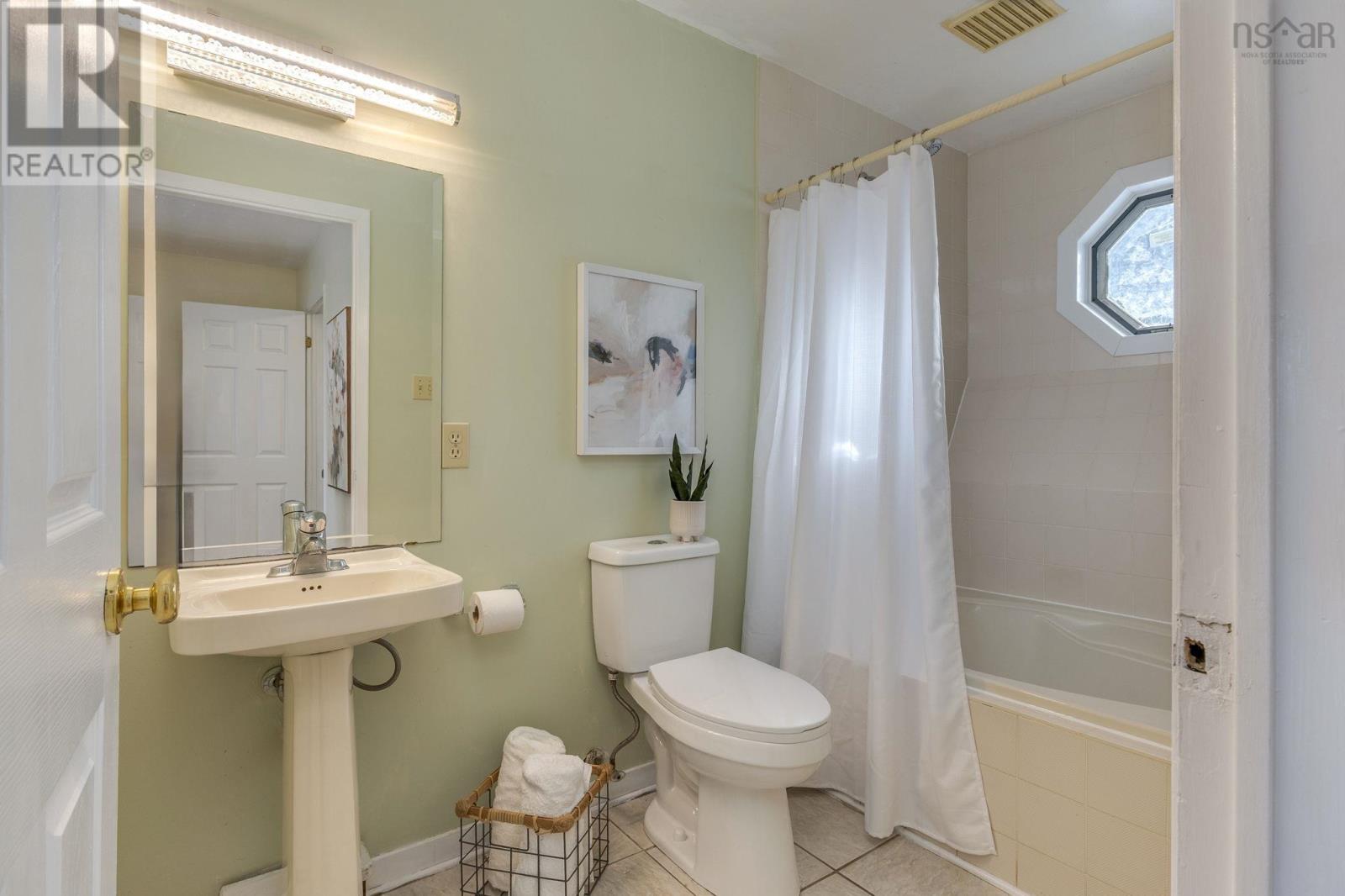 Property 34 of 49 of 5 Lisa Court