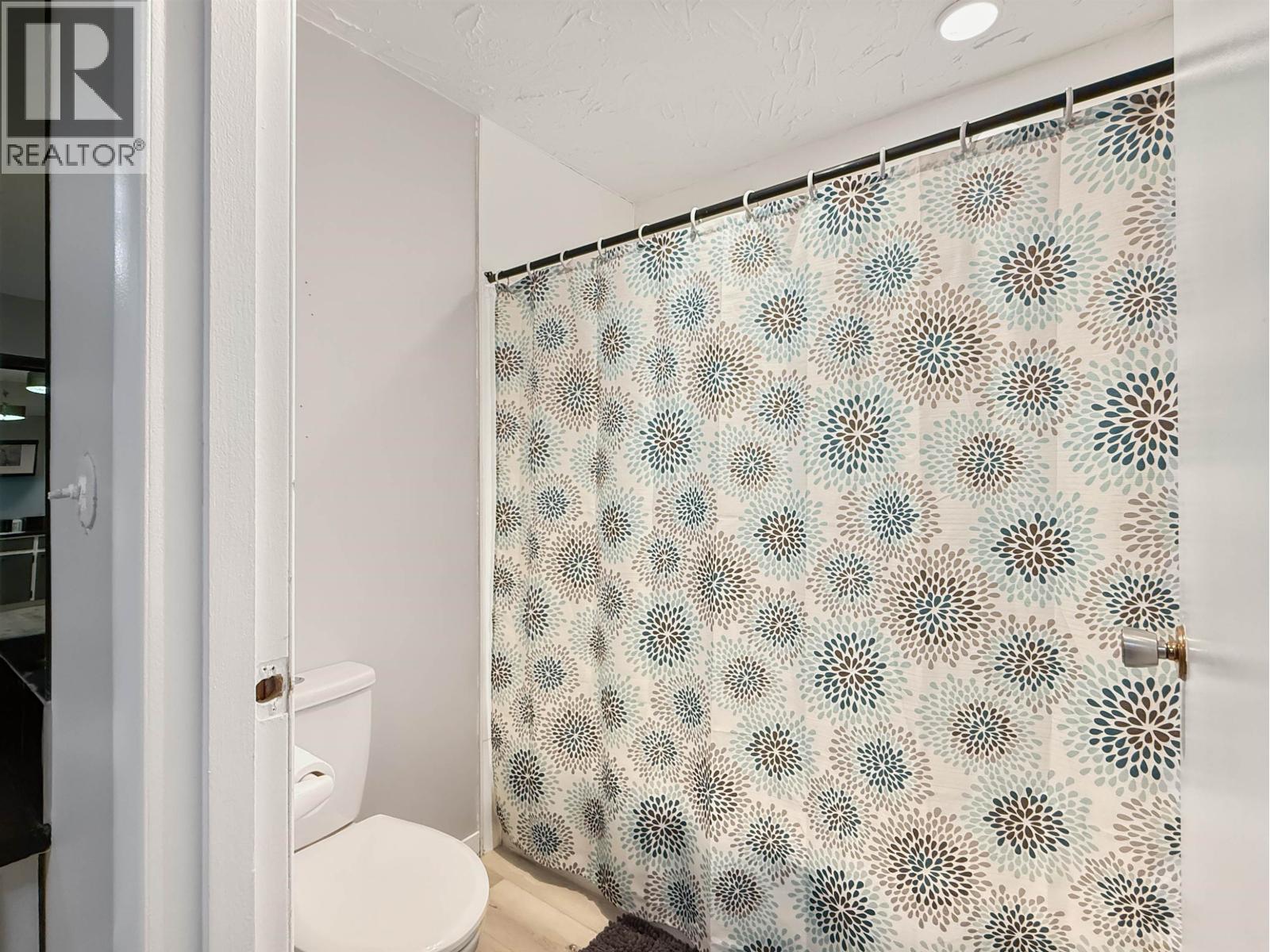 13940 CHIEF LAKE ROAD - 35