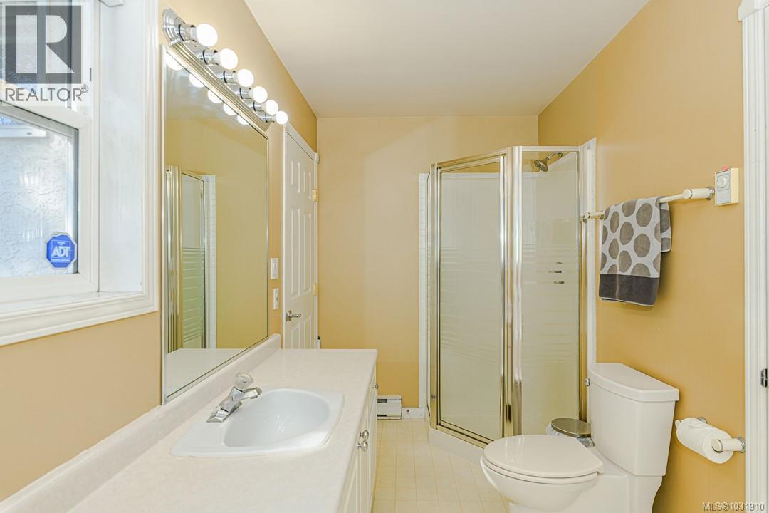 #1 300 SIX MILE RD - 22