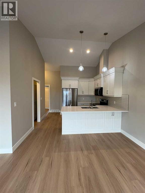 
          419 Meadowlark Way
            <br/>
            <span>Vulcan</span>
            , 
            <span>AB</span>
             <span>T0L2B0</span>
         - Photo 8