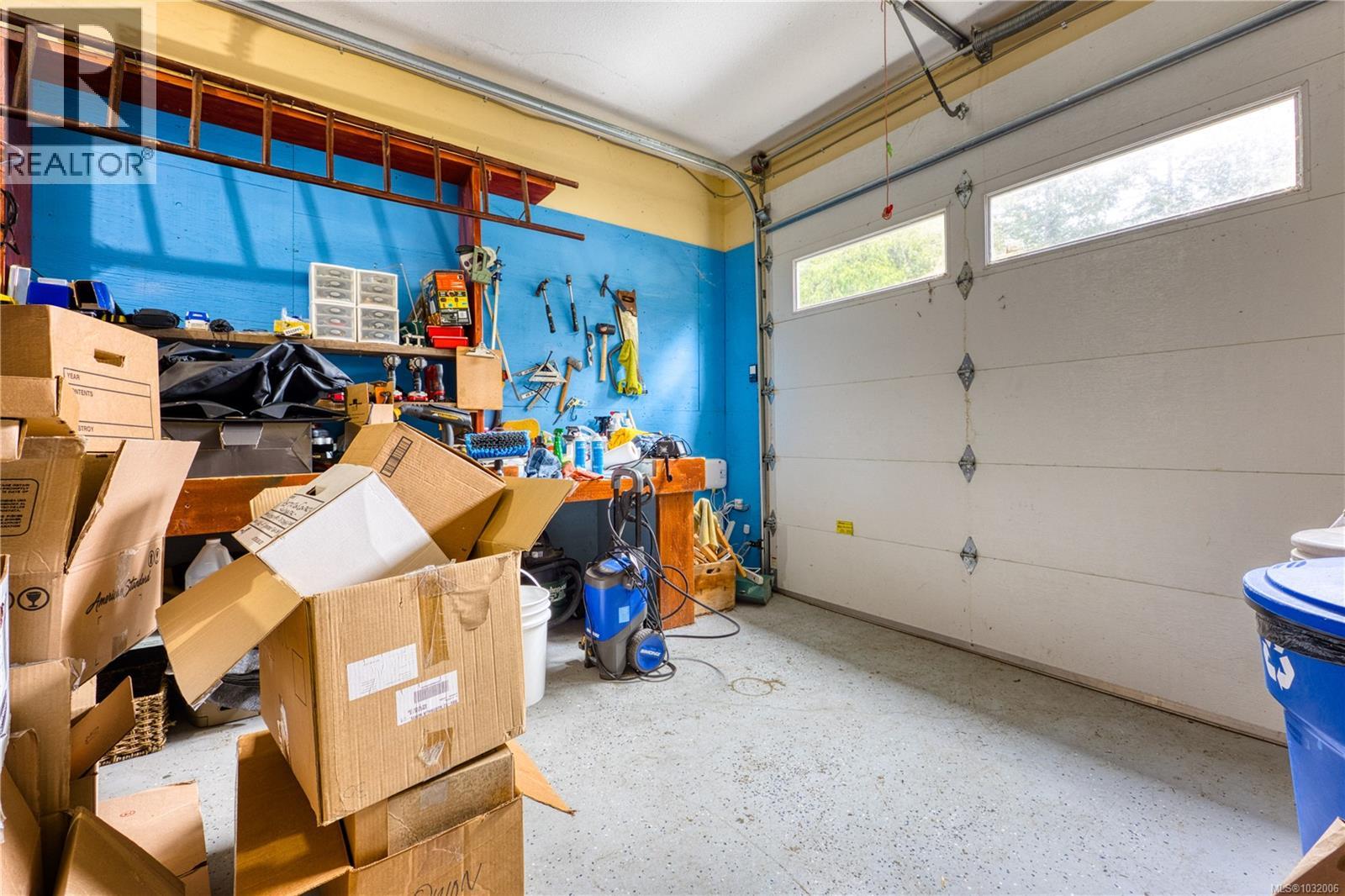 3482 ARROWSMITH RD - 37