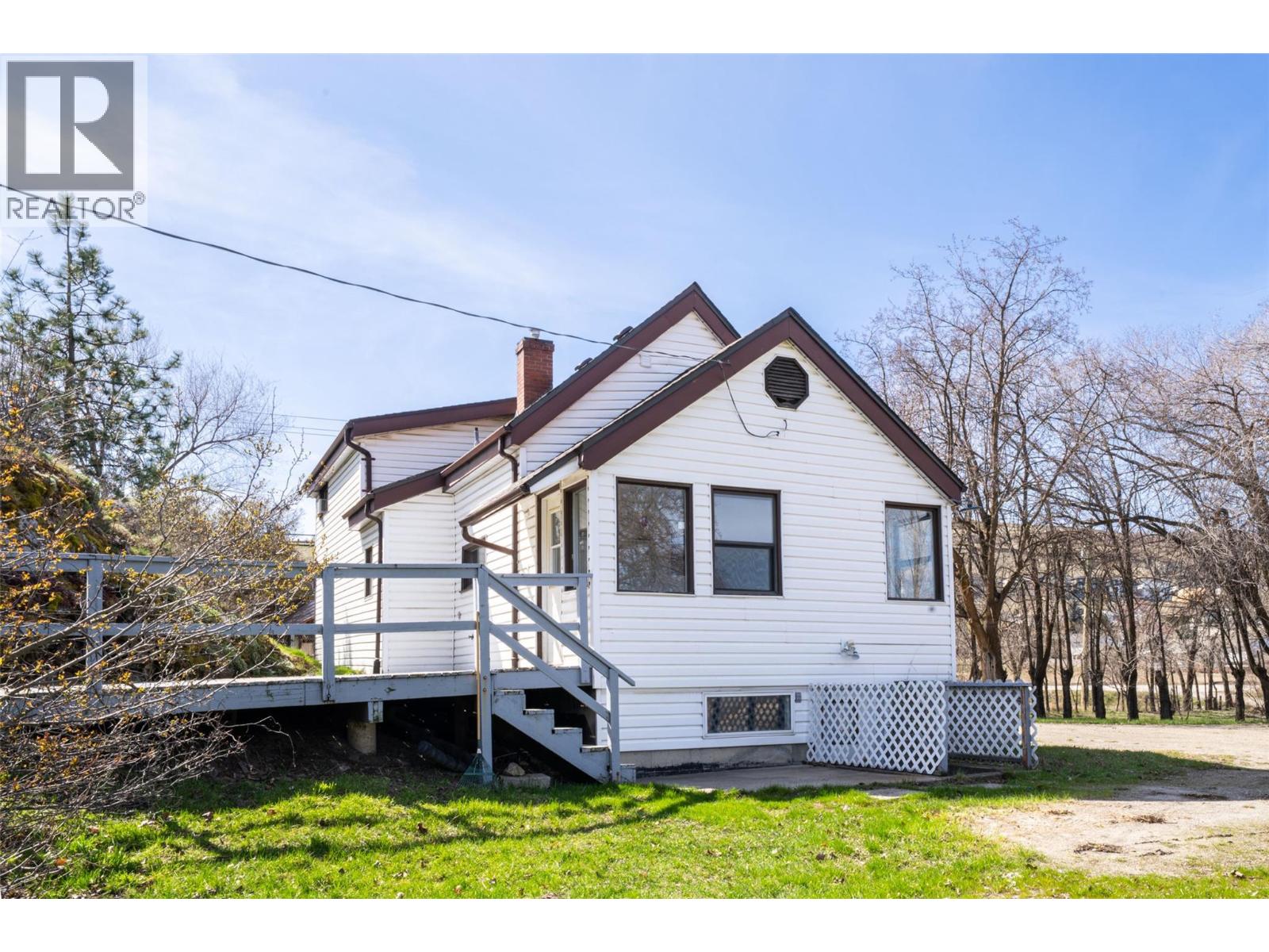 10091 6 Highway, Coldstream