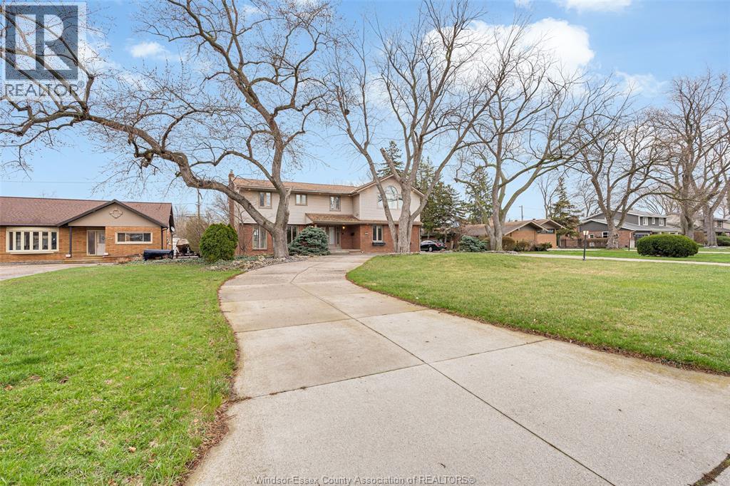 3748 OUELLETTE AVENUE - 13