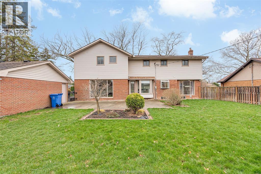 3748 OUELLETTE AVENUE - 17