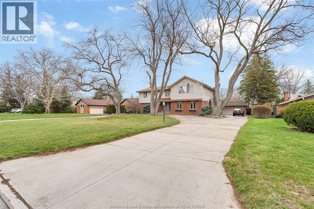 3748 OUELLETTE AVENUE - 14