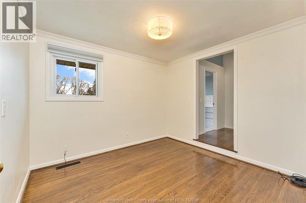 3748 OUELLETTE AVENUE — photo 38