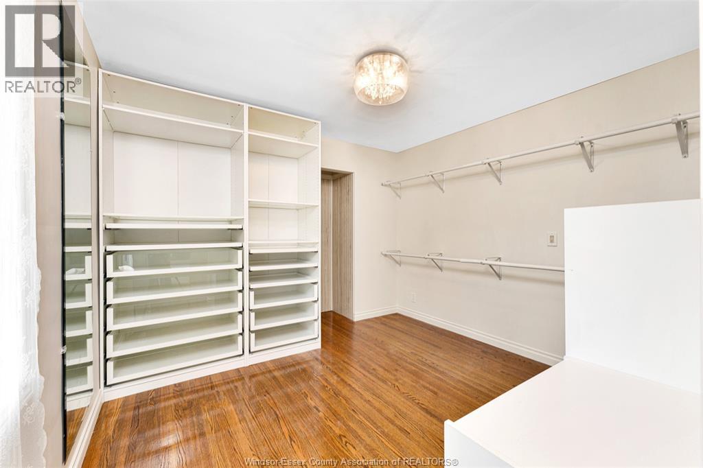 3748 OUELLETTE AVENUE — photo 34