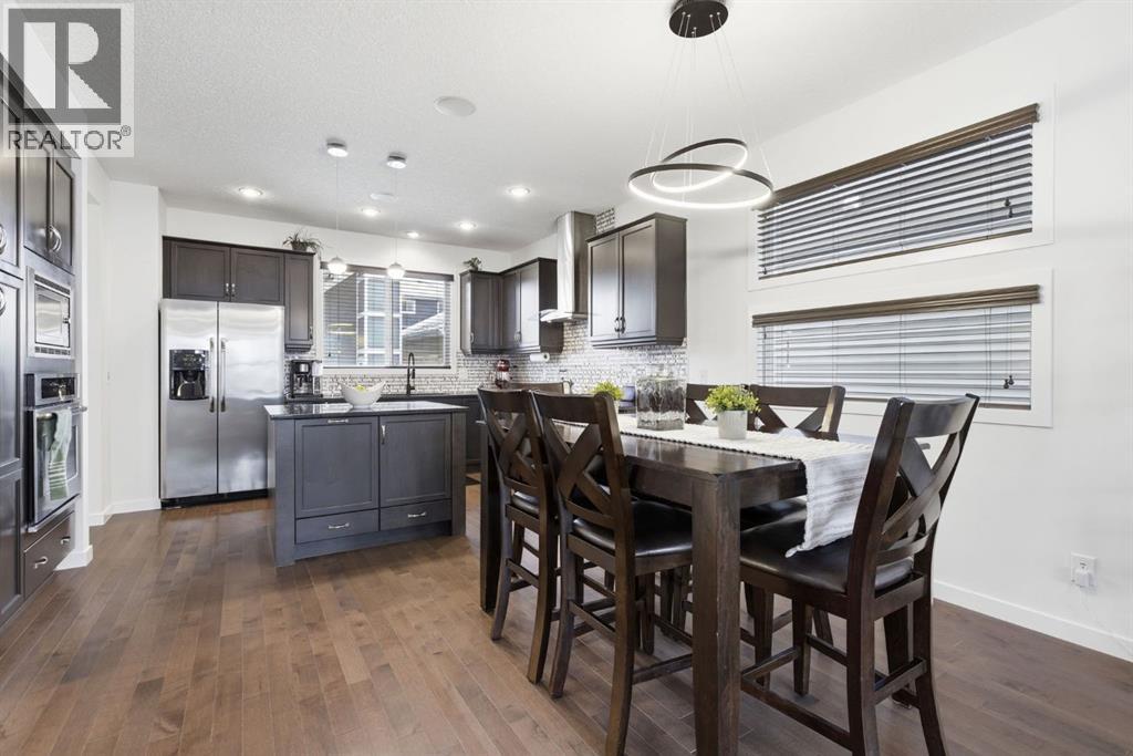 773 River Heights Crescent, Cochrane