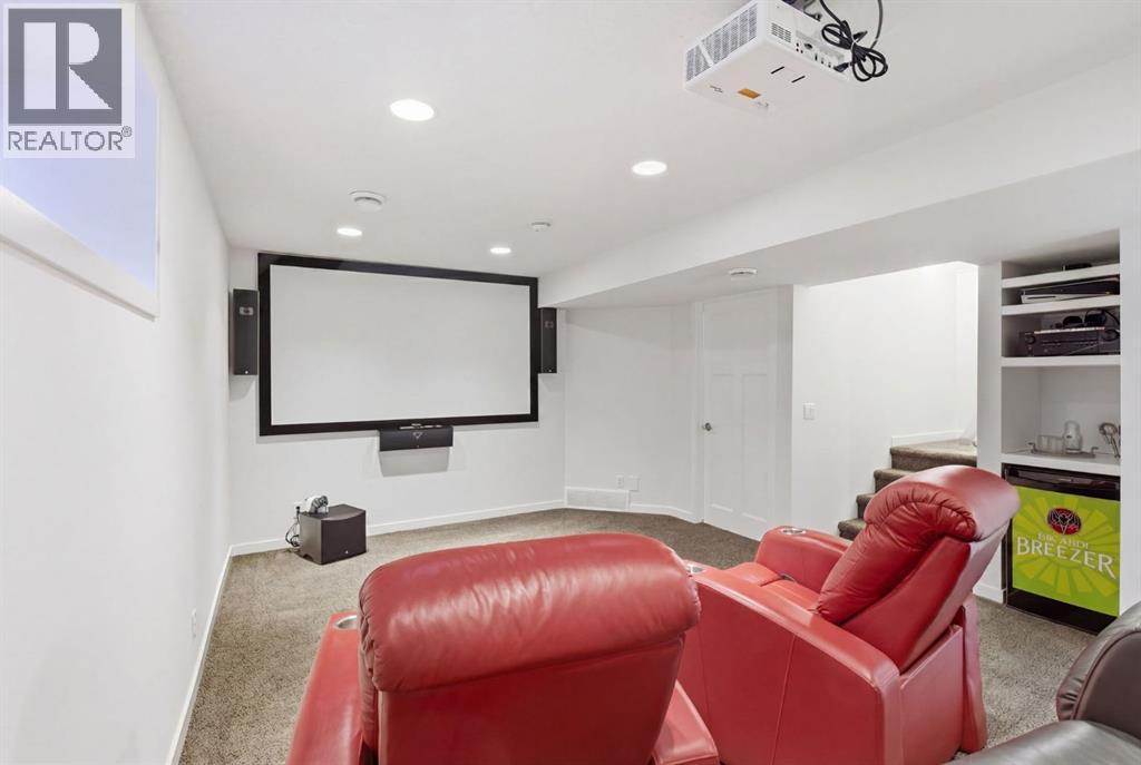 773 River Heights Crescent, Cochrane